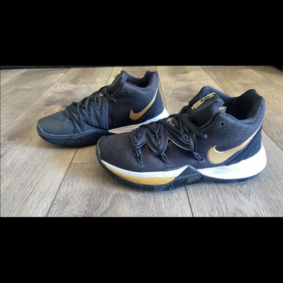 kyrie 5 size 5.5